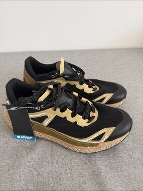 Hi-Tec Men’s Black & Tan Athletic Trail Runners